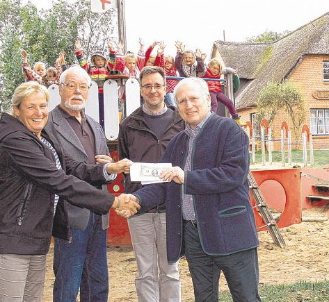 Scheck&uuml;bergabe Benefiz-Konzert f&uuml;r Odenb&uuml;ller Kindergarten (30. Sep 2014)